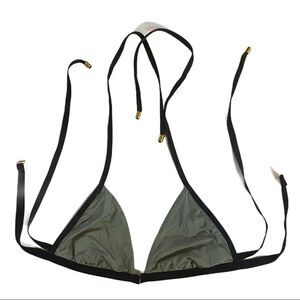 Beach Bunny Bikini Top‎